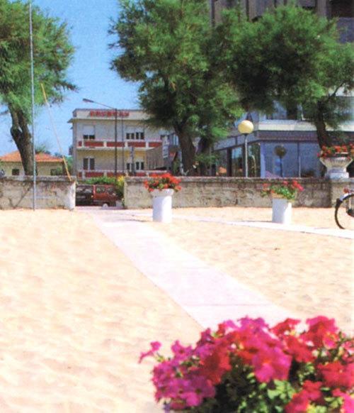 Hotel Hamburg Senigallia Exterior photo