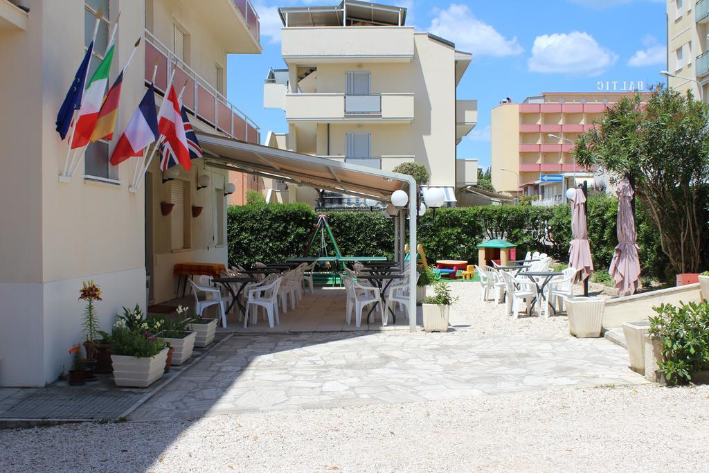 Hotel Hamburg Senigallia Exterior photo